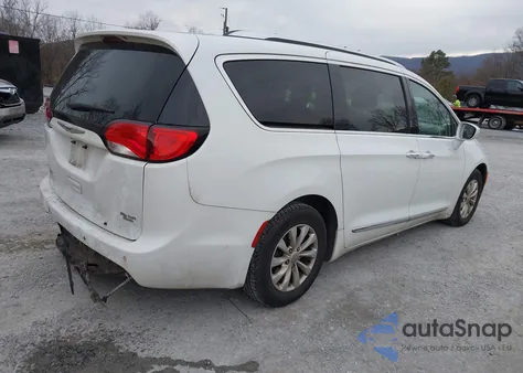 2019 Chrysler Pacifica Touring L from USA, damaged, VIN 2C4RC1BG2KR548024